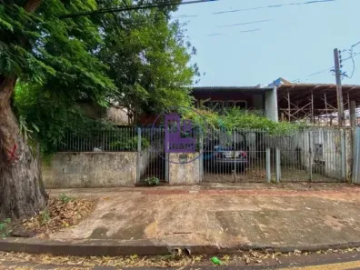 Sobrado com 4 Quartos à venda, 197m² no Jardim do Lago, Londrina