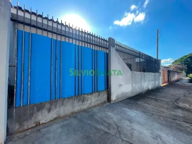Casa com 4 Quartos para alugar, 142m² no Ebenezer, Maringá