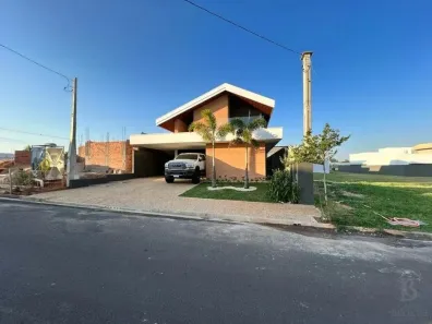 Casa de Condomínio com 4 Quartos à venda, 360m² no Jardim São Domingos, Marília