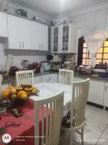 Sobrado com 3 Quartos à venda, 232m² no Vila Linda, Santo André