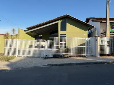 Casa com 3 Quartos à venda, 212m² no Costa e Silva, Joinville