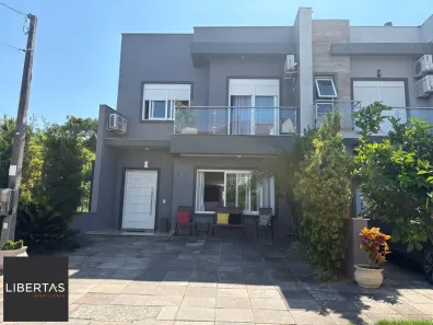 Casa com 3 Quartos à venda, 137m² no Hípica, Porto Alegre