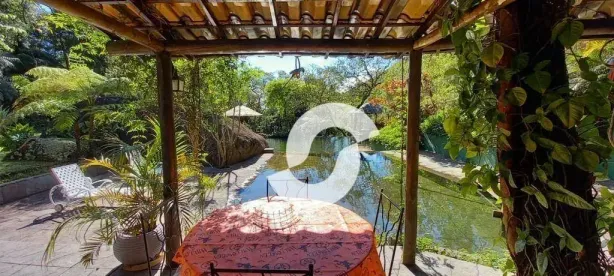 Casa com 3 Quartos à venda, 400m² no Araras, Petrópolis