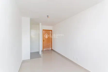 Apartamento com 2 Quartos para alugar, 45m² no Jardim Itu, Porto Alegre
