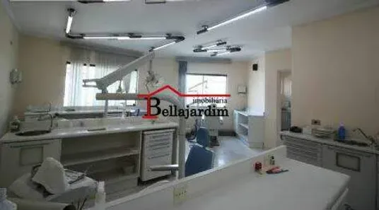 com 1 Quarto para alugar, 324m² no Jardim, Santo André