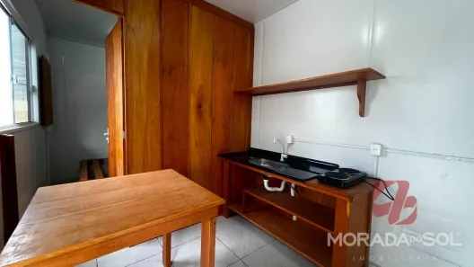 Casa com 1 Quarto para alugar, 25m² no Morretes, Itapema