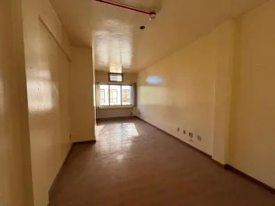 Sala Comercial à venda, 37m² no Petrópolis, Porto Alegre