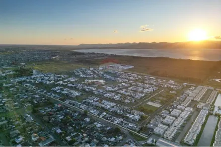 Lote/Terreno à venda, 300m² no Zona Nova, Capão da Canoa