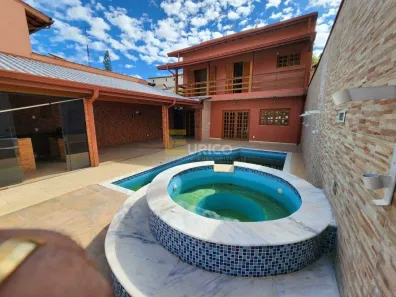 Imóvel Comercial com 3 Quartos à venda, 250m² no Centro, Vinhedo