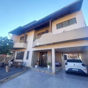Casa com 4 Quartos para alugar, 348m² no Fátima, Canoas