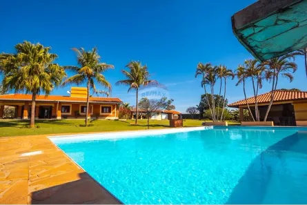 Fazenda/Sítio com 5 Quartos à venda, 371m² no Vale das Laranjeiras, Indaiatuba