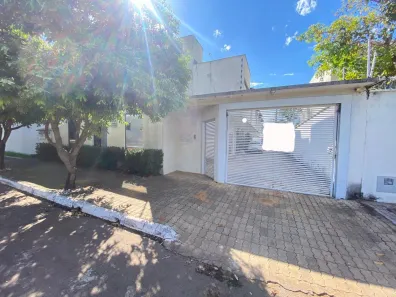 Casa com 3 Quartos para alugar, 85m² no Plano Diretor Sul, Palmas