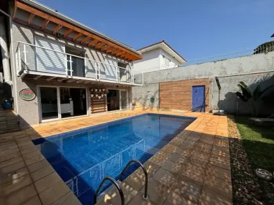 Sobrado com 3 Quartos à venda, 215m² no Parque São Quirino, Campinas