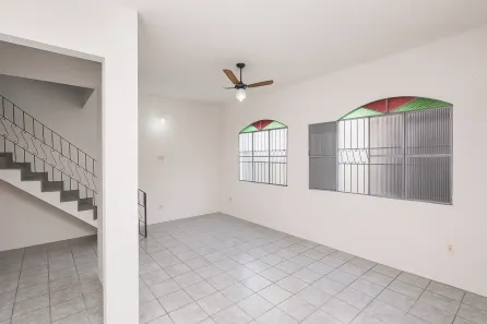 Casa com 3 Quartos para alugar, 100m² no Campo Grande, Rio de Janeiro