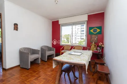 Apartamento com 3 Quartos à venda, 49m² no Passo da Areia, Porto Alegre