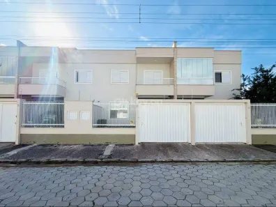 Casa com 3 Quartos à venda, 108m² no Santo Antônio de Pádua, Tubarão