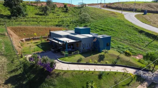 Casa de Condomínio com 2 Quartos à venda, 190m² no Caxambu, Jundiaí