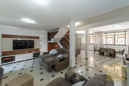 Sobrado com 4 Quartos à venda, 249m² no Parque Jabaquara, São Paulo