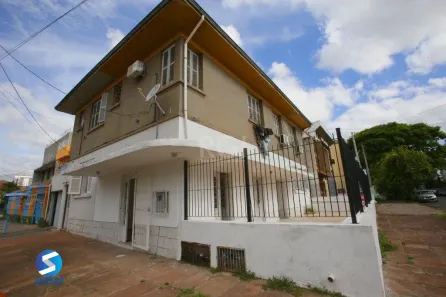 Prédio Comercial com 2 Quartos à venda, 250m² no São Geraldo, Porto Alegre