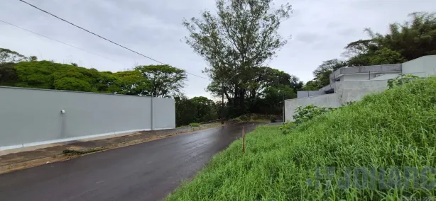 Lote/Terreno à venda, 437m² no Jardim Menegazzo, Apucarana