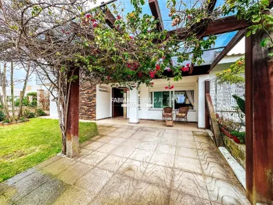 Casa com 4 Quartos à venda, 143m² no XANGRI-LÁ, Xangri-lá