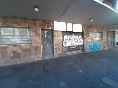 Ponto Comercial para alugar, 250m² no Pio X, Caxias do Sul