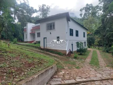 Casa com 8 Quartos à venda, 391m² no Corrêas, Petrópolis