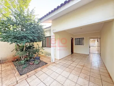 Casa com 2 Quartos à venda, 103m² no Jardim Paris III, Maringá