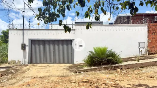 Casa com 3 Quartos à venda, 90m² no Loteamento Jaguar, Rio Branco