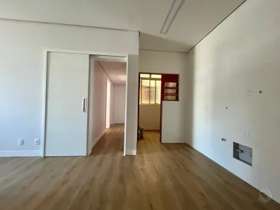 Apartamento com 2 Quartos à venda, 77m² no Praia Brava, Florianópolis