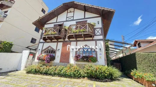 Imóvel Comercial com 12 Quartos à venda, 320m² no Alto, Teresópolis