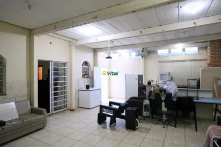 Casa com 3 Quartos para alugar, 360m² no Ipiranga, Belo Horizonte