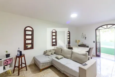 Casa com 3 Quartos à venda, 300m² no Quitaúna, Osasco