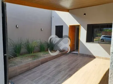 Casa com 3 Quartos para alugar, 80m² no Jardim Tókio, Londrina