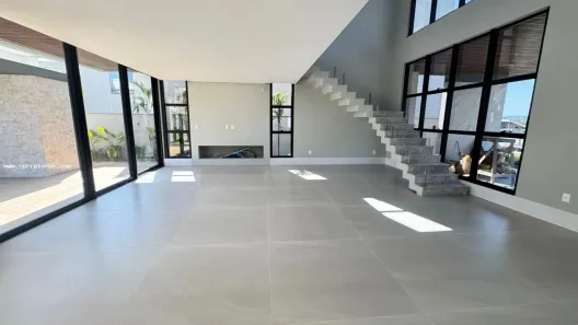 Casa de Condomínio com 4 Quartos à venda, 301m² no Pedra Branca, Palhoça