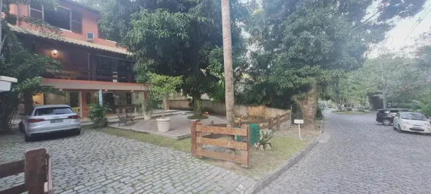 Casa de Condomínio com 4 Quartos à venda, 375m² no Várzea das Moças, Niterói
