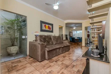Sobrado com 4 Quartos à venda, 120m² no Santa Regina, Camboriú