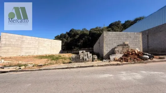 Lote/Terreno à venda, 1000m² no Jardim Santa Bárbara, Embu das Artes