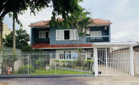 Casa com 4 Quartos para alugar, 340m² no Nossa Senhora das Graças, Canoas