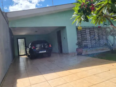 Casa com 5 Quartos à venda, 170m² no Jardim Santo Antônio, Londrina