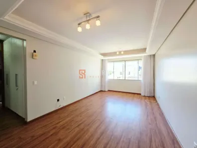 Apartamento com 4 Quartos para alugar, 126m² no Coqueiros, Florianópolis