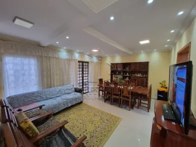 Casa com 4 Quartos à venda, 210m² no George Oettrer, Iperó