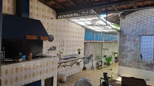 Casa com 3 Quartos à venda, 170m² no Vila Tatetuba, São José dos Campos