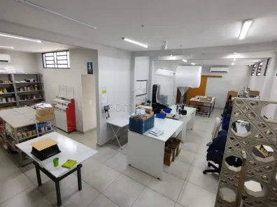 Imóvel Comercial com 2 Quartos à venda, 260m² no Parque Industrial, São José do Rio Preto