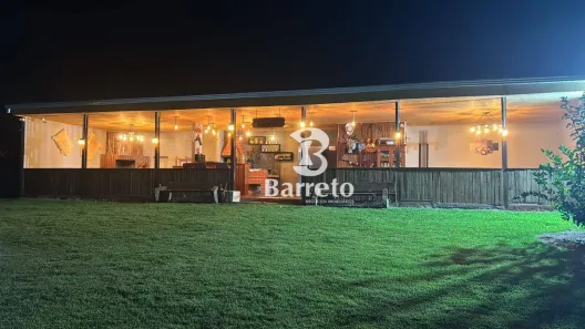 Fazenda/Sítio com 3 Quartos à venda, 200m² no Parque Residencial Manela, Cambé