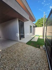 Casa com 3 Quartos à venda, 130m² no Umuarama, Uberlândia
