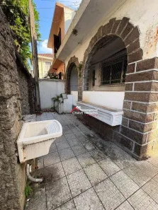 Imóvel Comercial para alugar, 235m² no Gonzaga, Santos