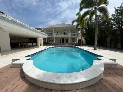 Casa com 5 Quartos para venda ou aluguel, 600m² no Barra da Tijuca, Rio de Janeiro