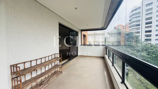 Apartamento com 4 Quartos para venda ou aluguel, 335m² no Moema, São Paulo