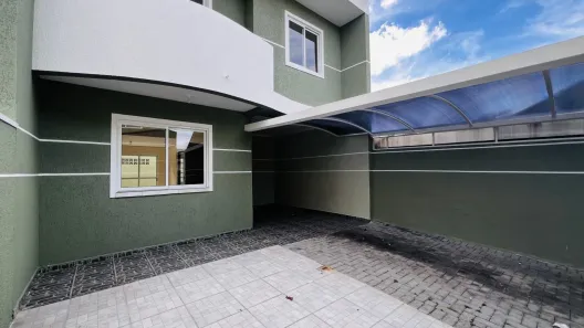 Sobrado com 4 Quartos à venda, 148m² no Uberaba, Curitiba